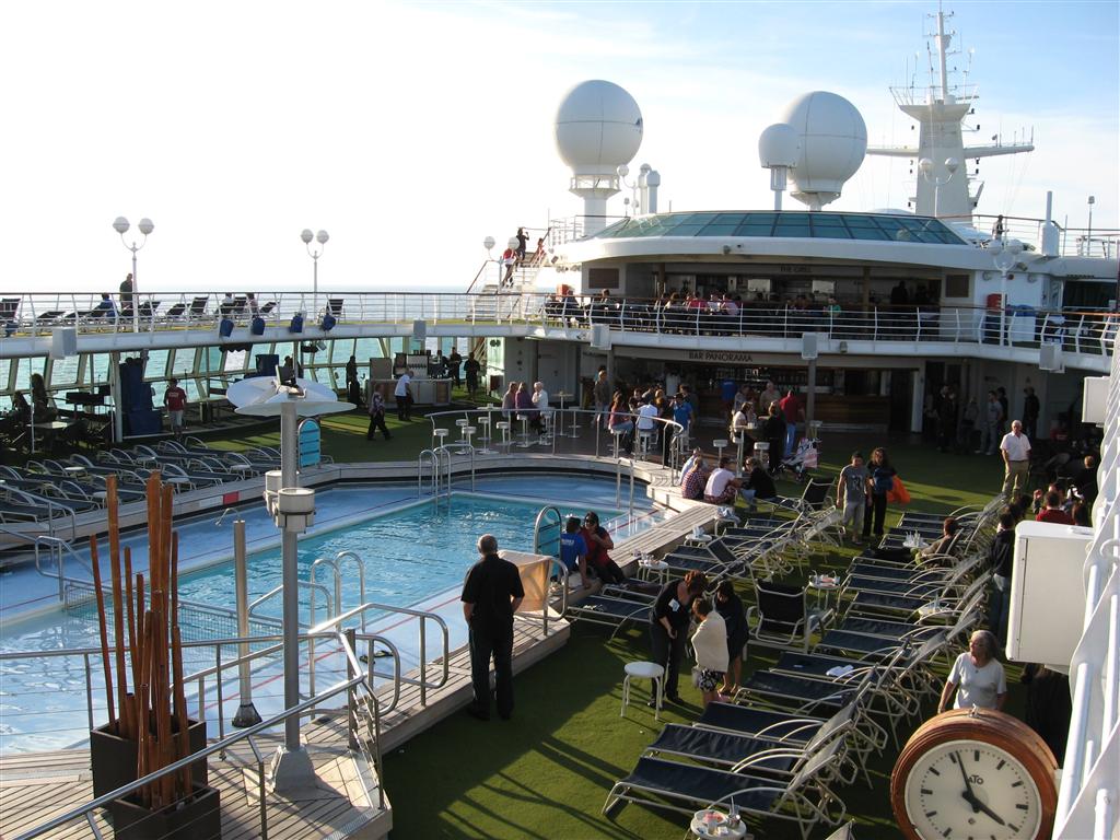  Pokład na statku M/V Sovereign 